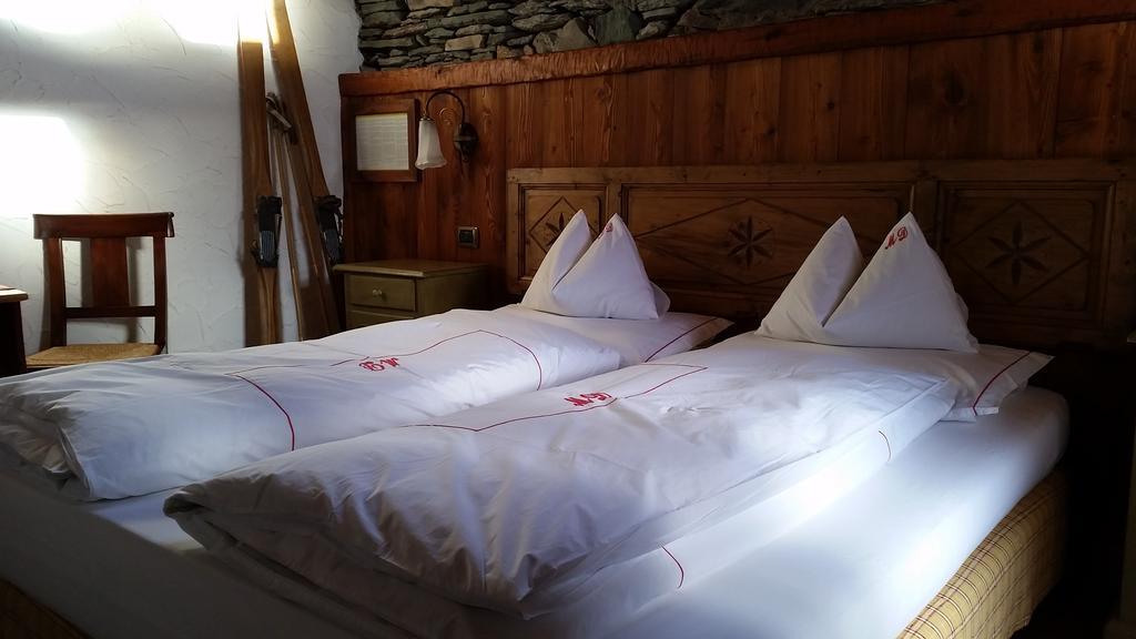Eco Chalet Maison Dominique Challand-Saint-Anselme Esterno foto