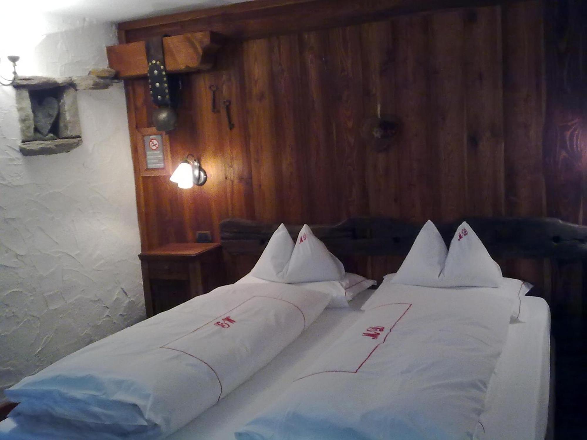 Eco Chalet Maison Dominique Challand-Saint-Anselme Esterno foto