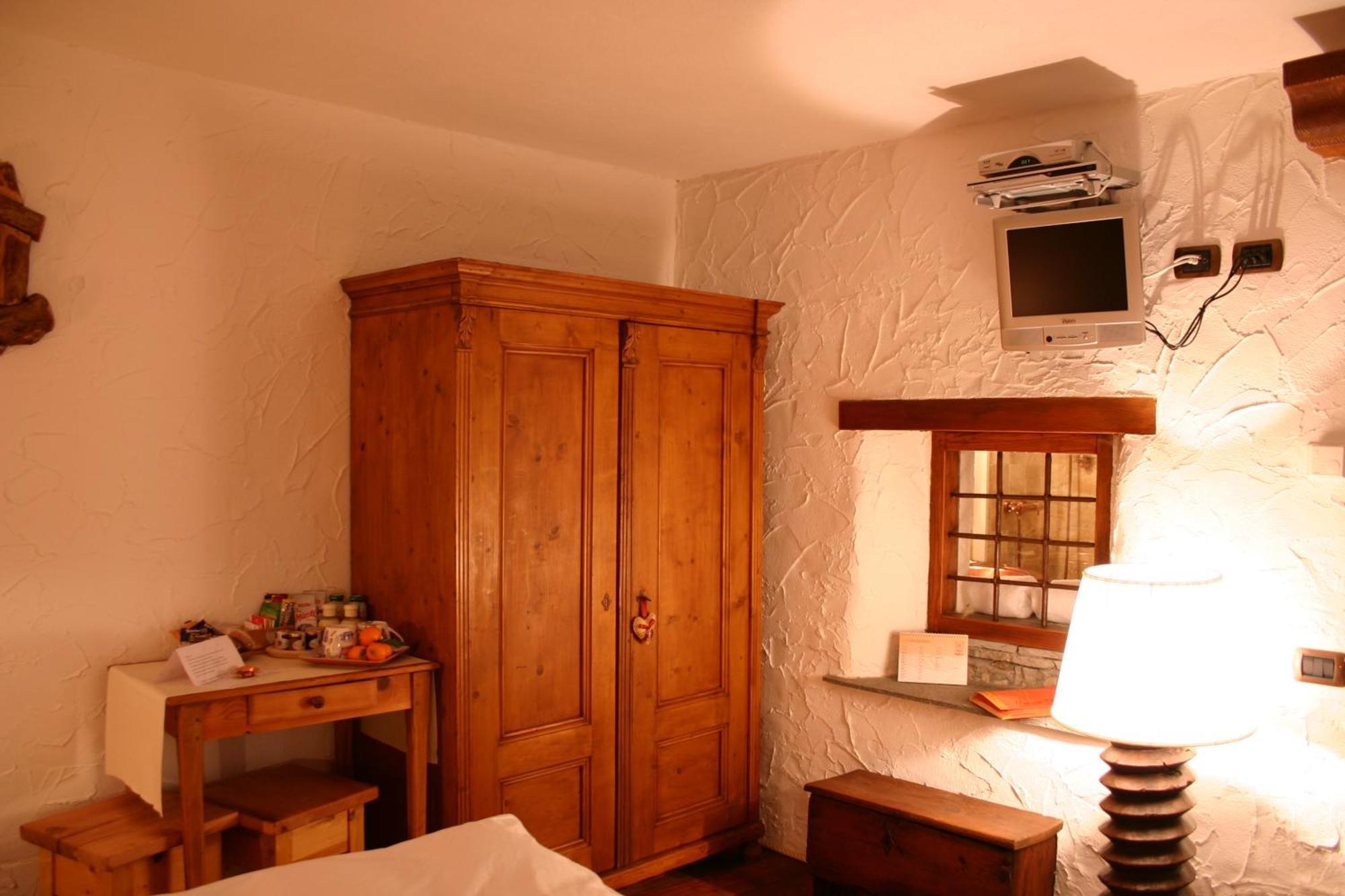 Eco Chalet Maison Dominique Challand-Saint-Anselme Esterno foto