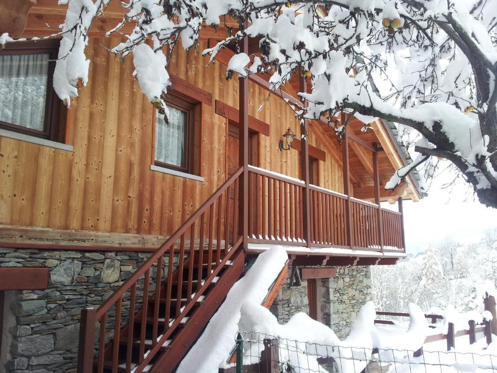 Eco Chalet Maison Dominique Challand-Saint-Anselme Esterno foto
