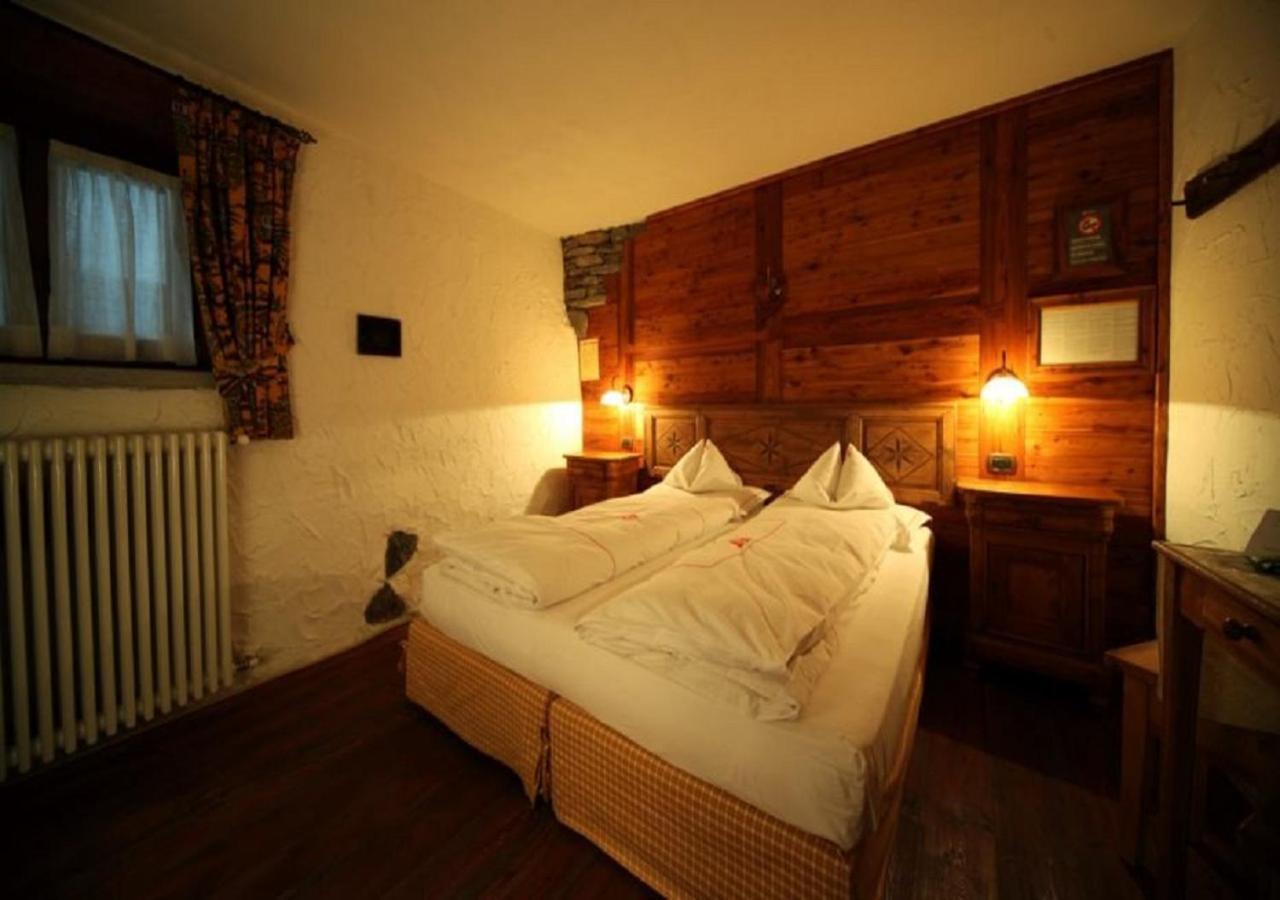 Eco Chalet Maison Dominique Challand-Saint-Anselme Esterno foto